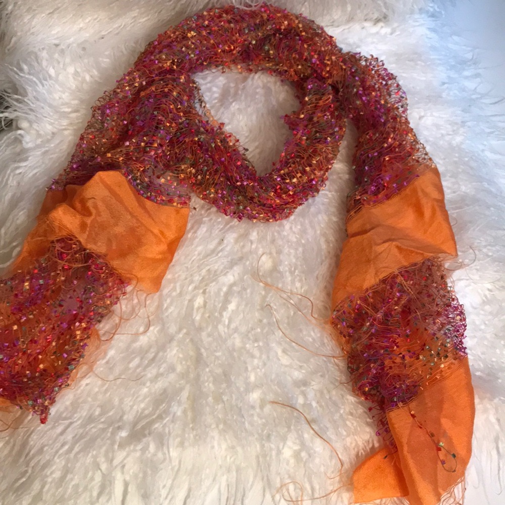 NWOT Bright fun EyeFul scarf